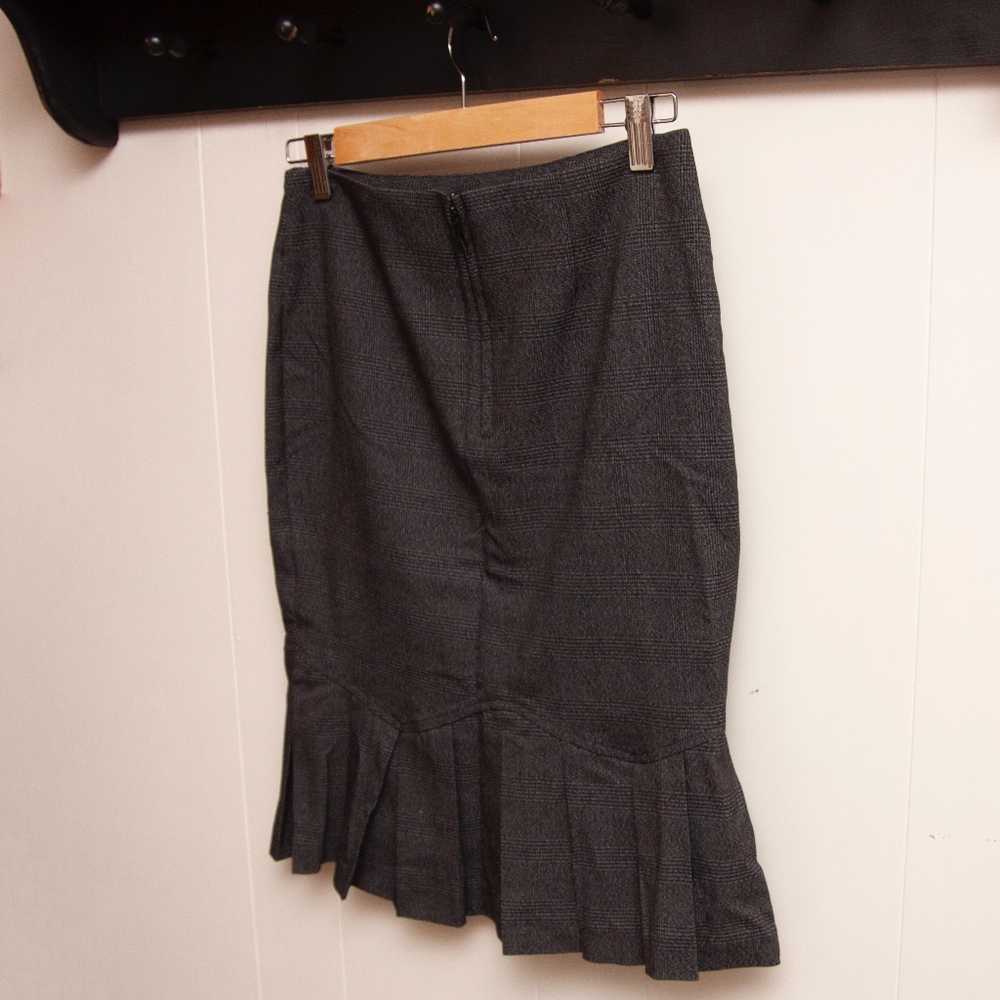 Pencil Skirt with Pleated bottom